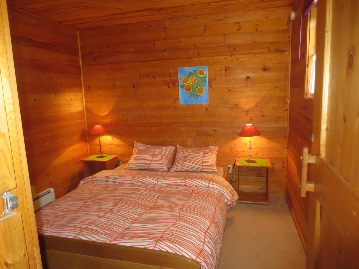 Blaeberry Mountain Lodge Golden Exterior foto